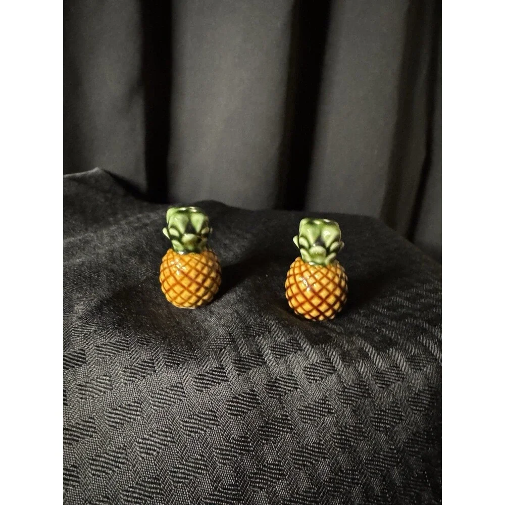 Pineapple Salt & Pepper Shakers